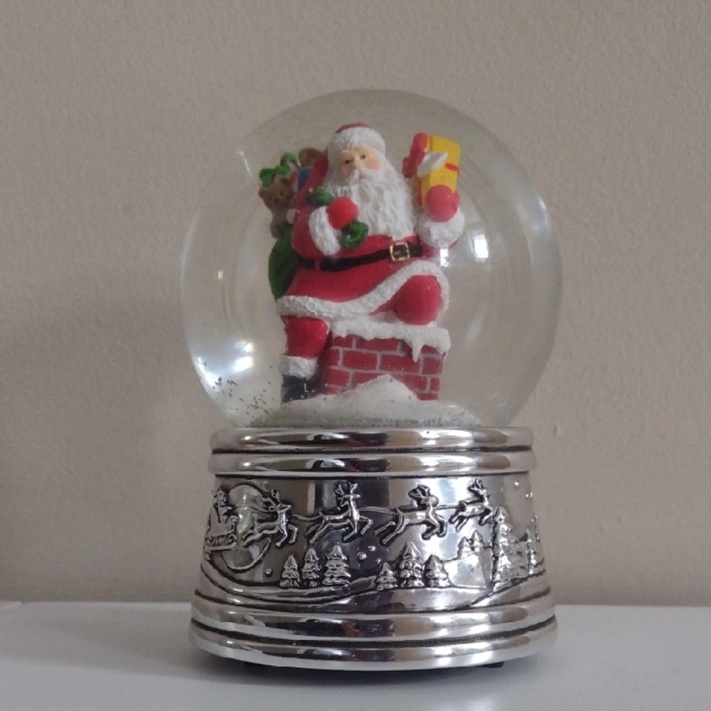 Rooftop Santa Reed & Barton Musical Silver 3D Base  Macy Exclusive 2006